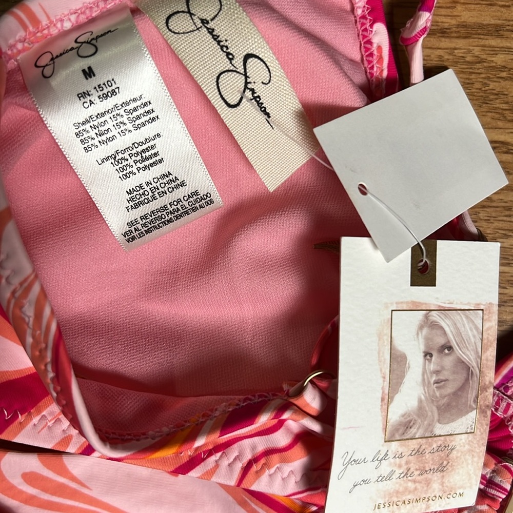 Jessica Simpson Women's Good Vibrations O-Ring One-Piece Swimsuit Pink med A508 - Picture 4 of 4